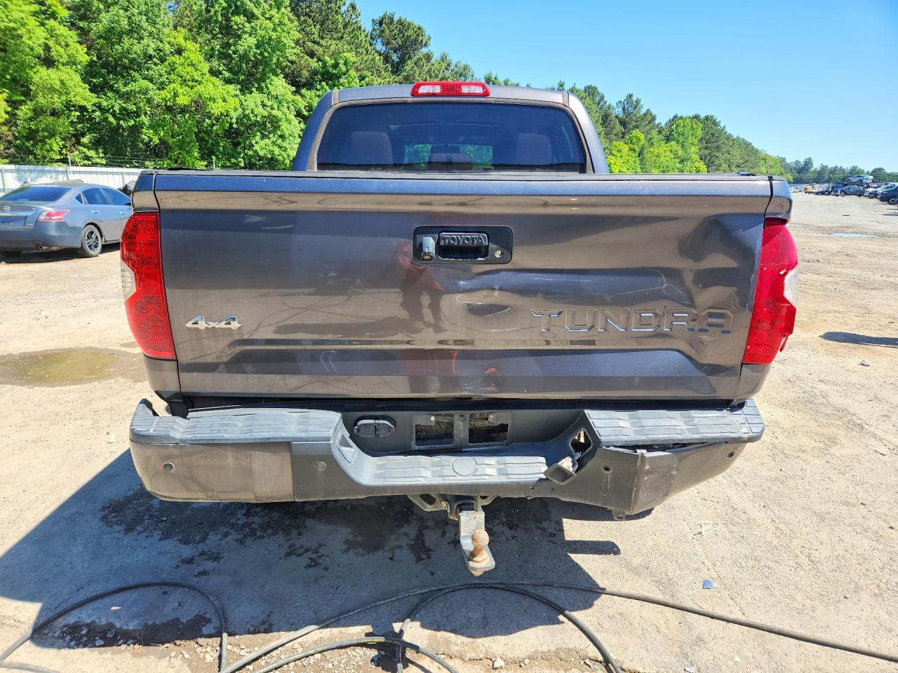 Toyota Tundra Crewmax Platinum