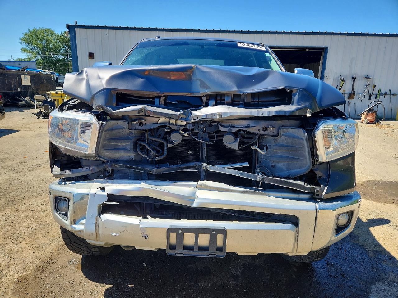 Toyota Tundra Crewmax Platinum