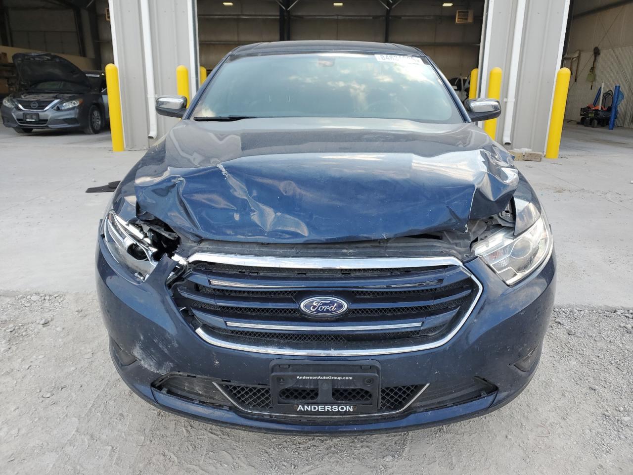 Ford Taurus Limited