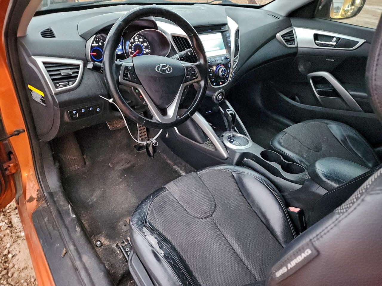 Hyundai VELOSTER