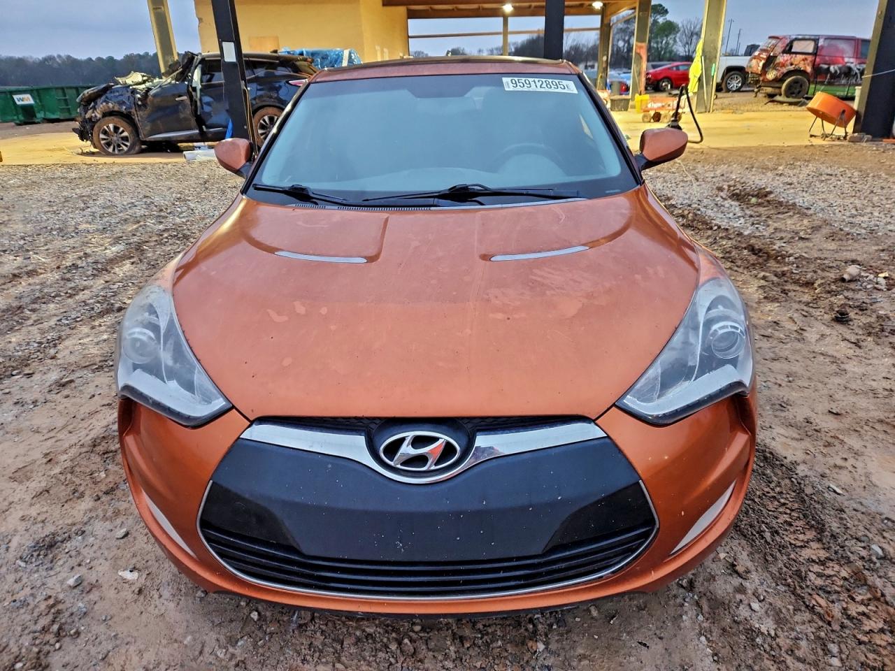 Hyundai VELOSTER