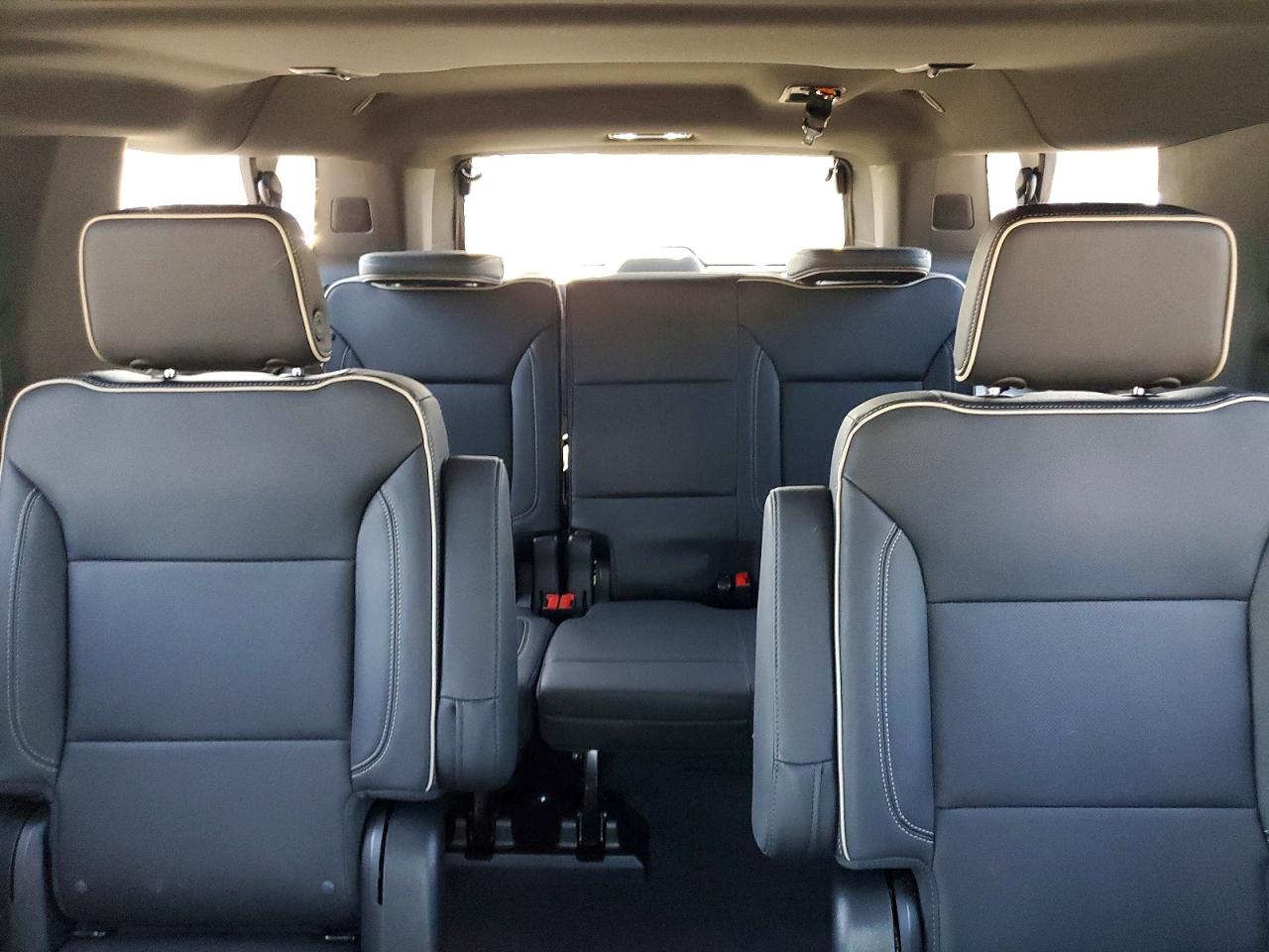 Chevrolet Suburban K1500 Premier
