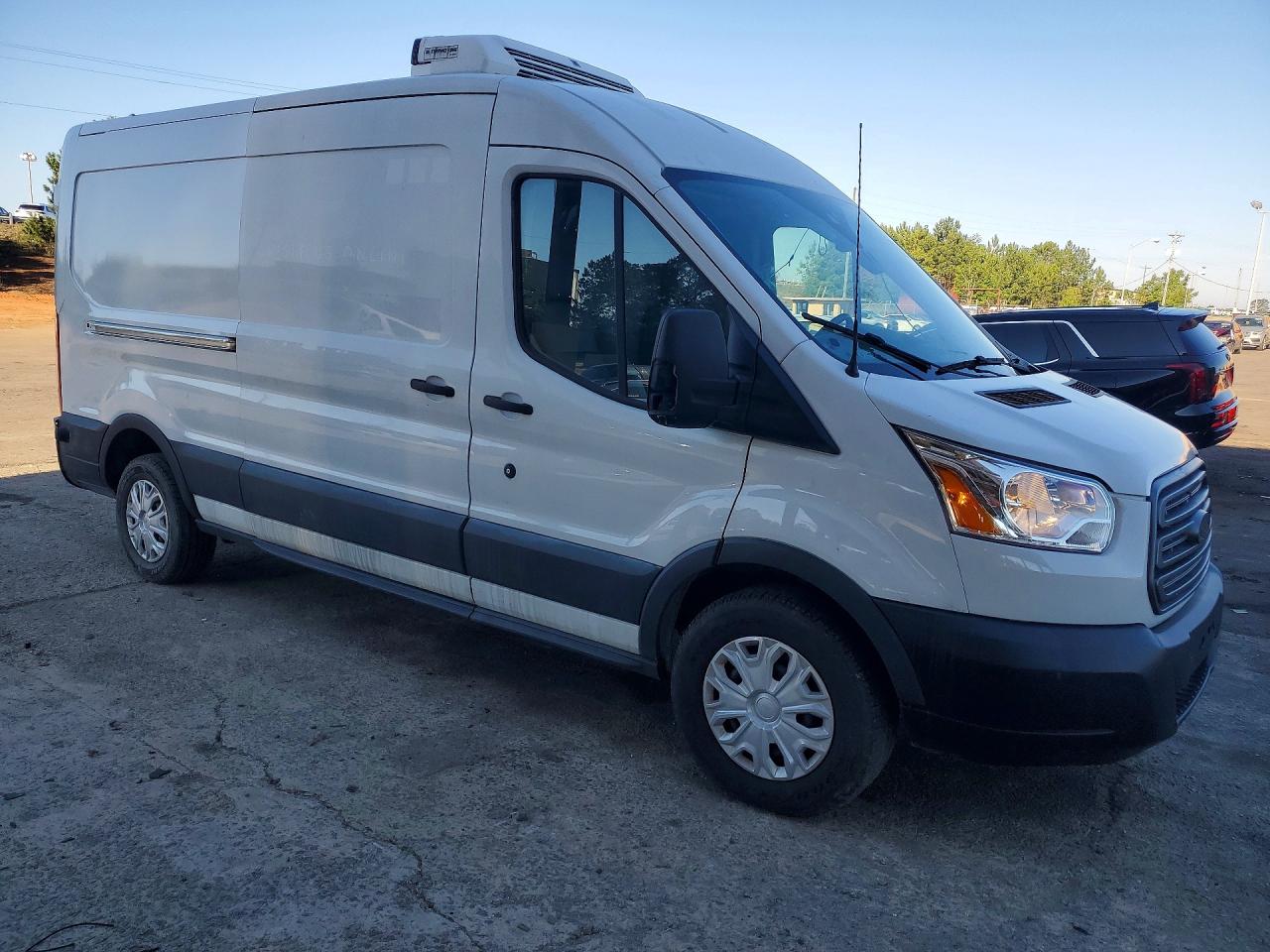 Ford Transit T-250