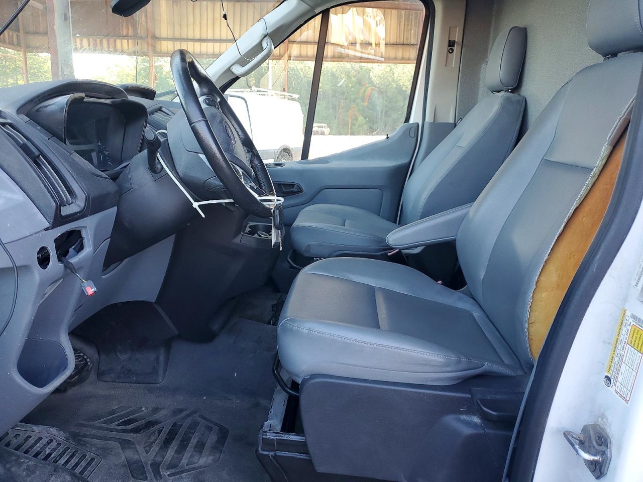 Ford Transit T-250