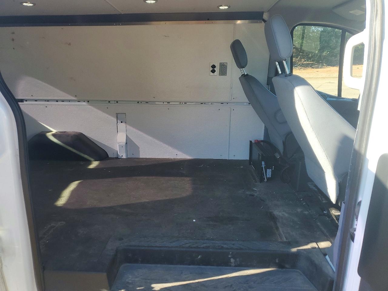 Ford Transit T-250