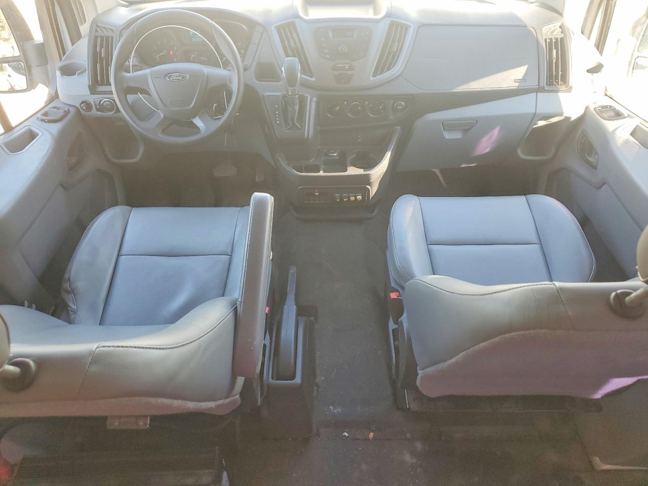 Ford Transit T-250