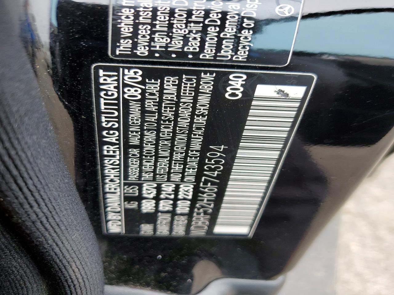 Mercedes-Benz C-Class 230