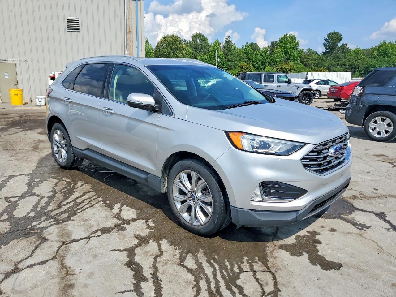 Ford Edge Titanium