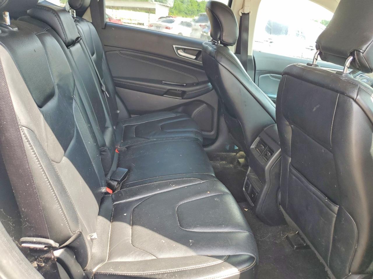 Ford Edge Titanium