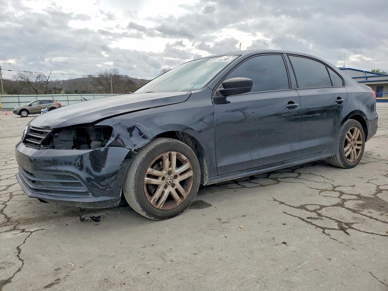 Salvage Volkswagen Jetta Image