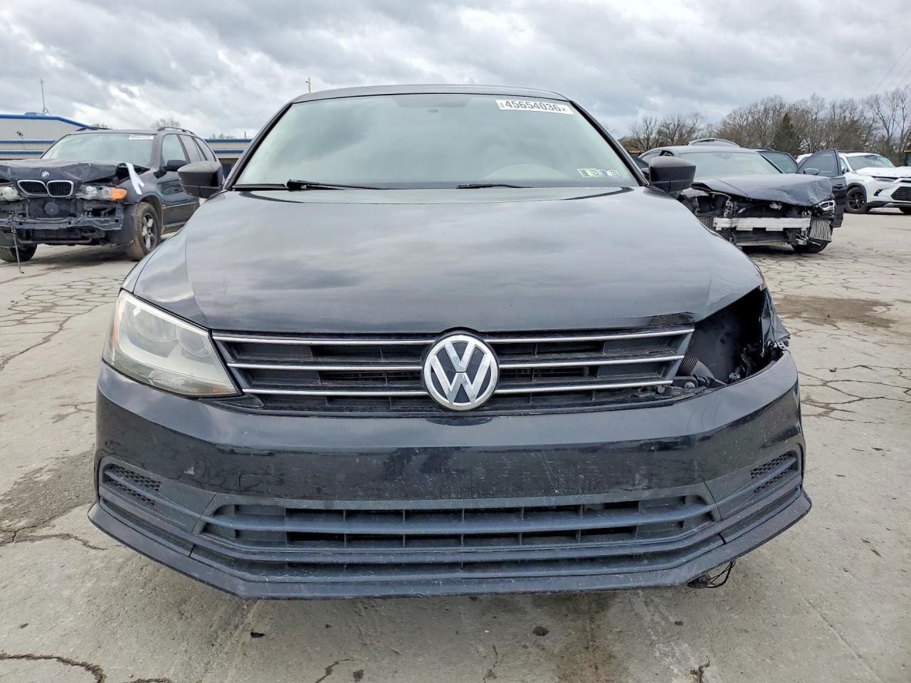 Volkswagen Jetta Base