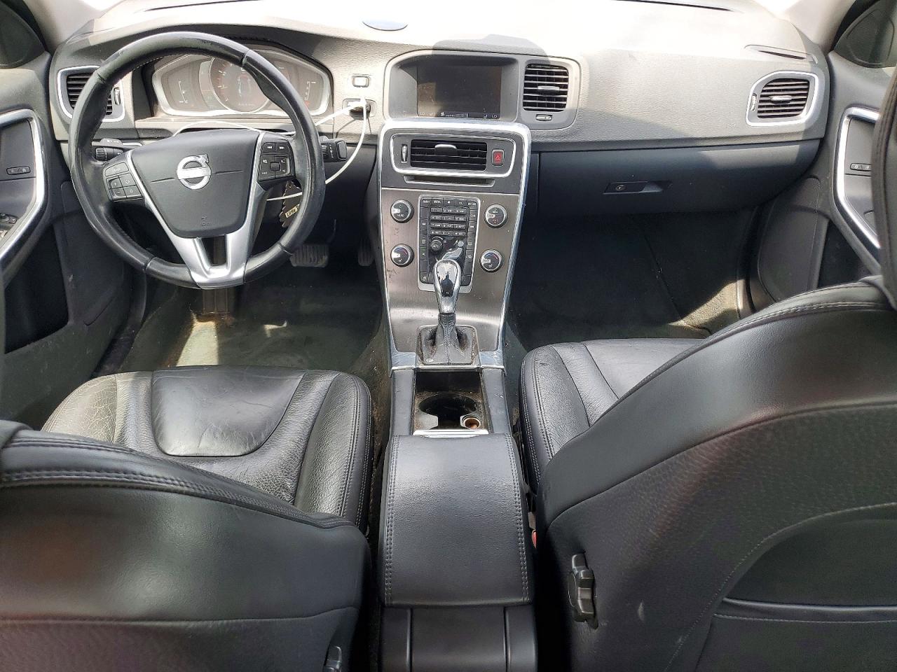 Volvo S60 T5