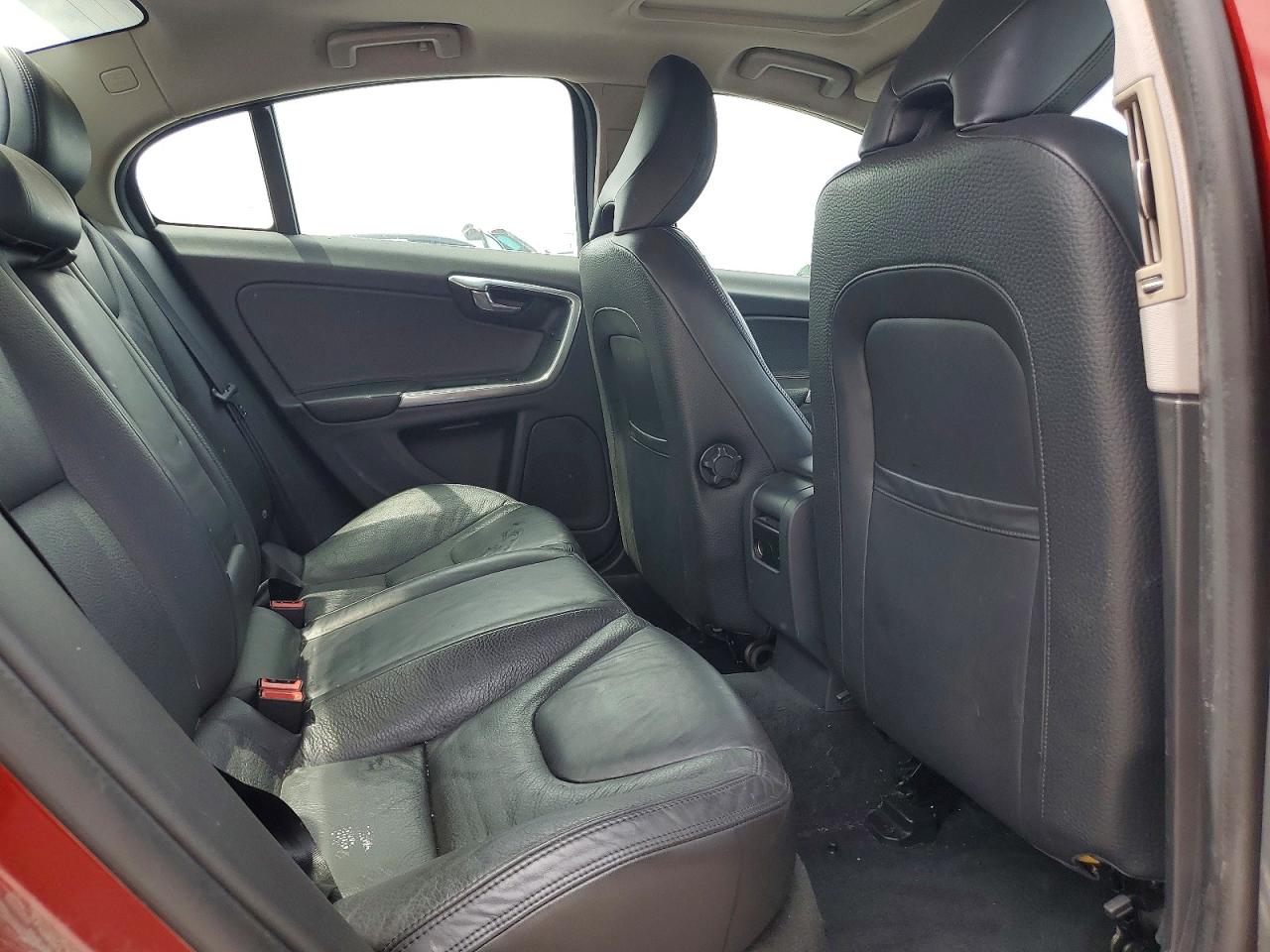 Volvo S60 T5