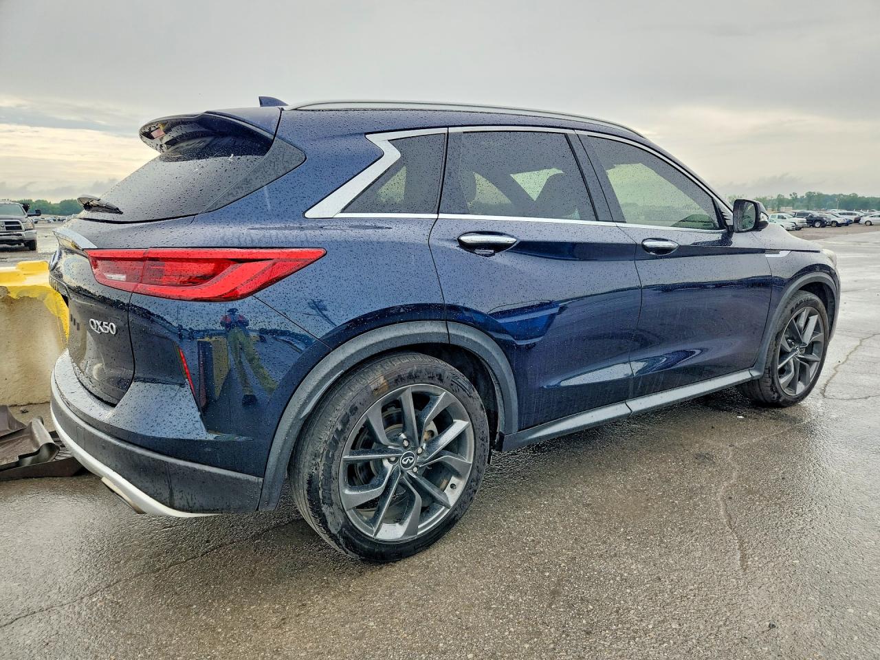 INFINITI Qx Pure