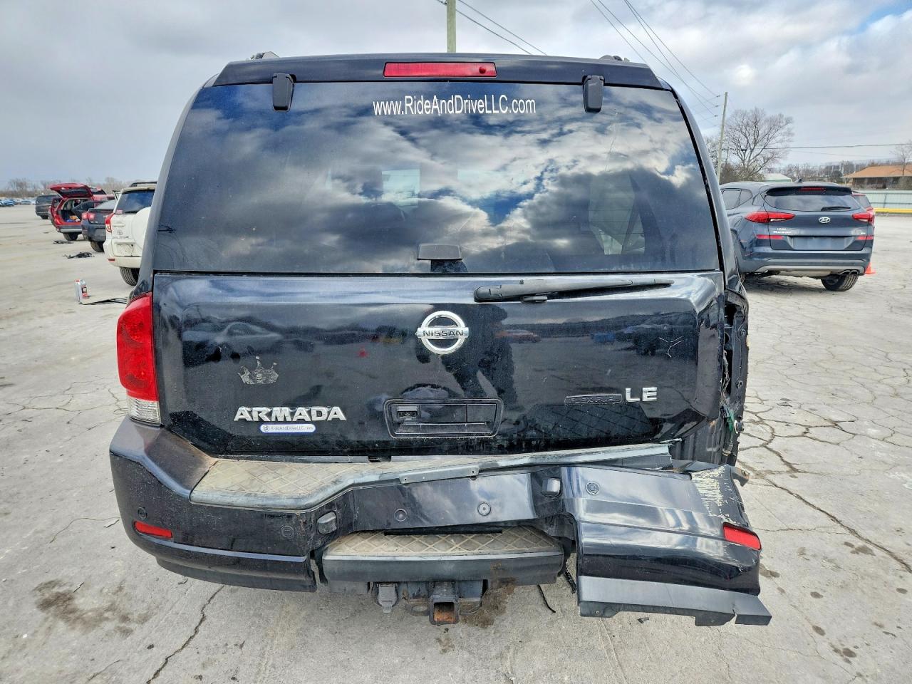 Nissan Armada Se