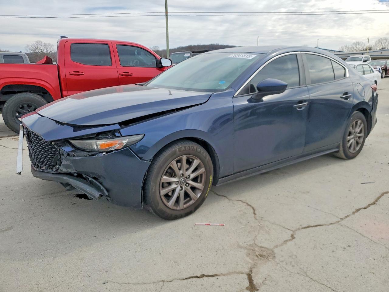 Salvage Mazda 3 Image
