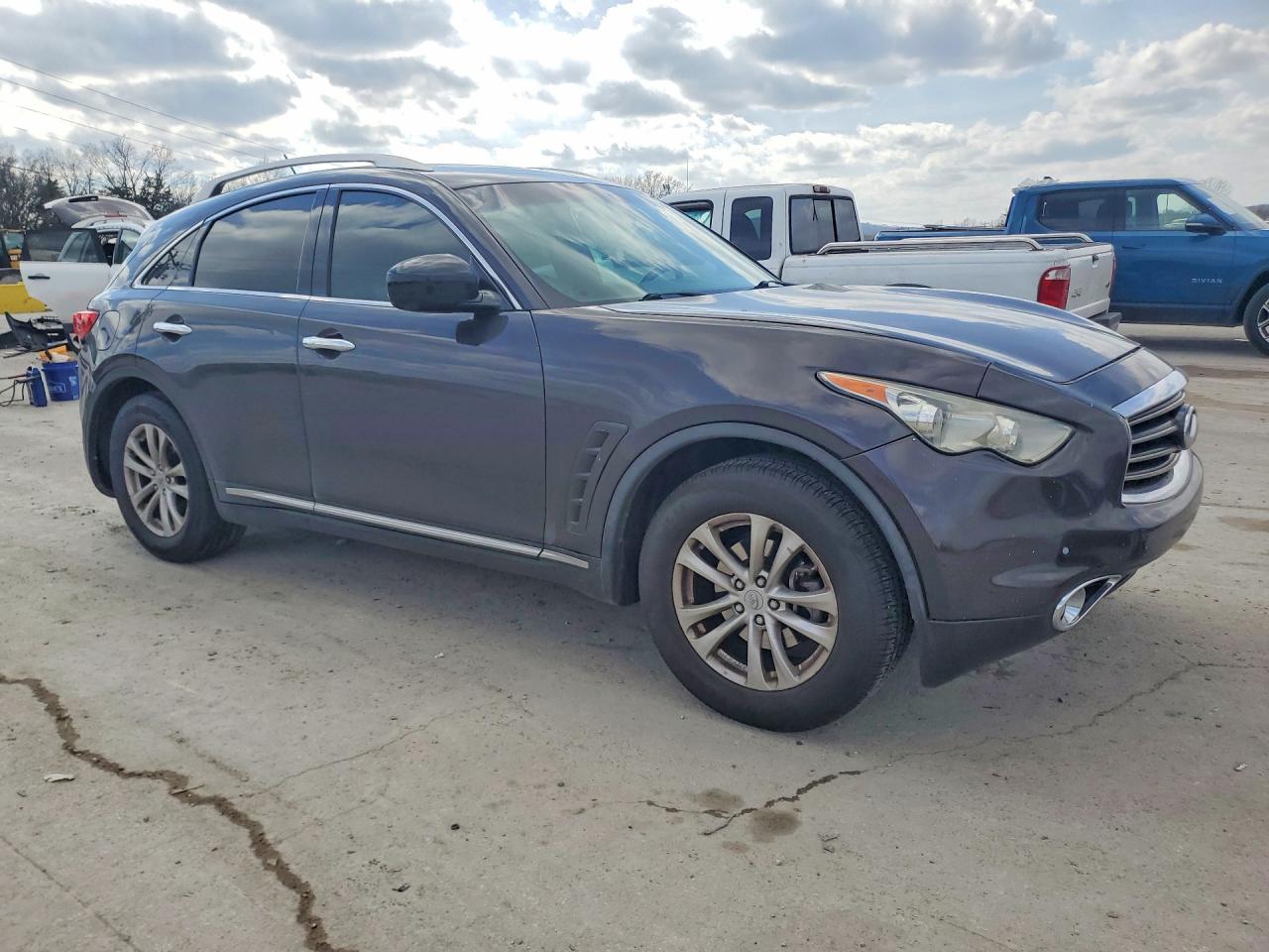 INFINITI Qx Base