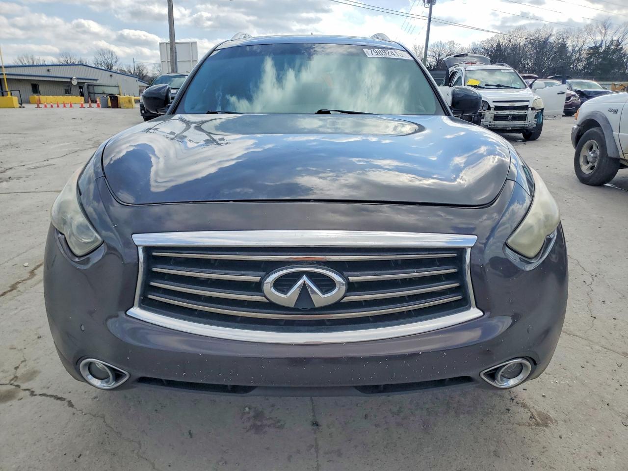 INFINITI Qx Base