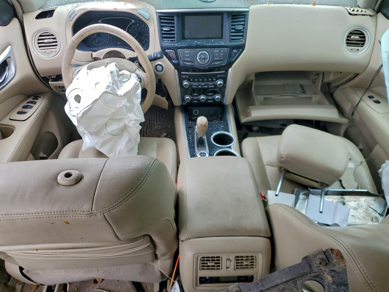 Nissan Pathfinder S