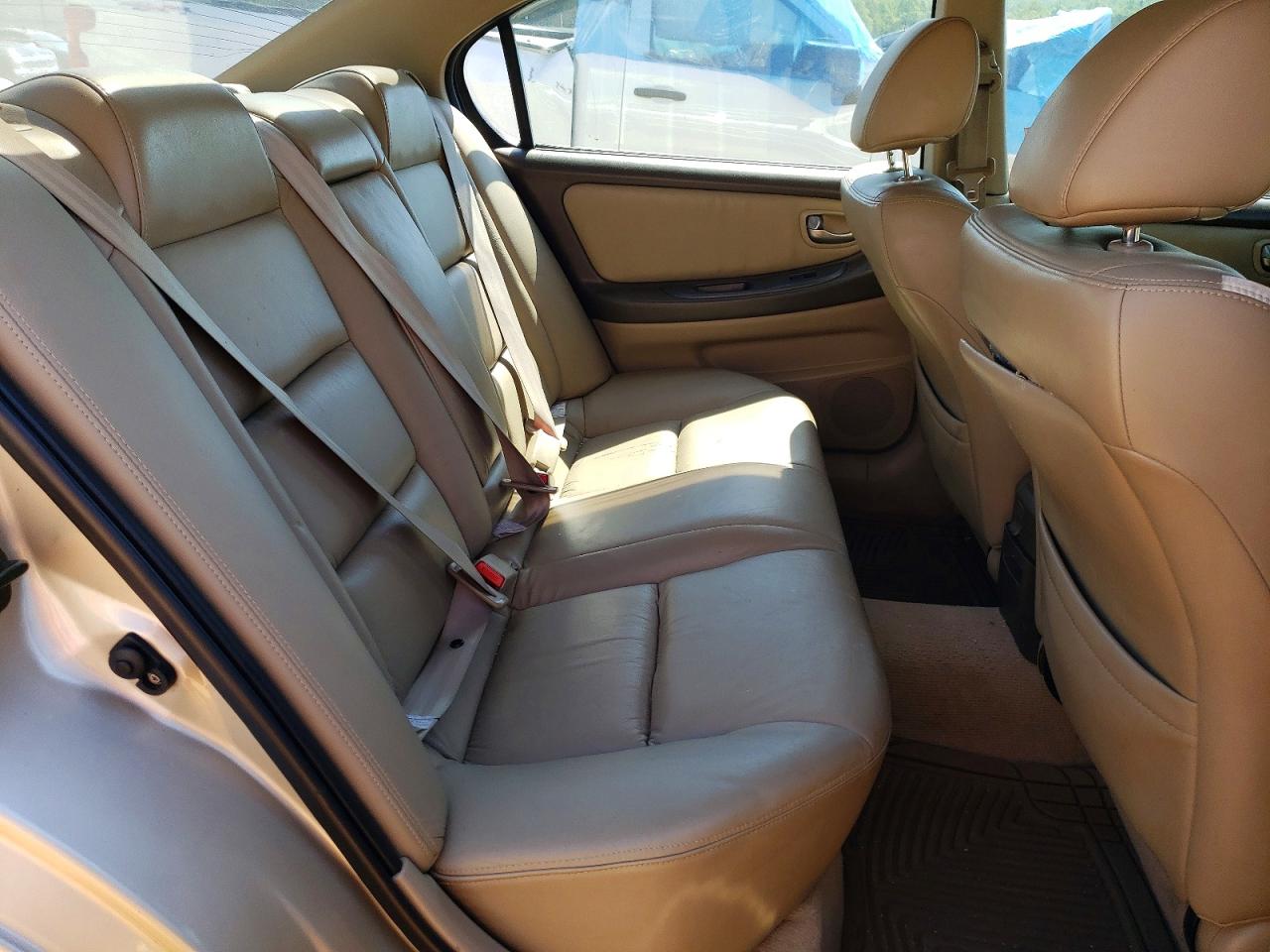 Nissan Maxima Gxe
