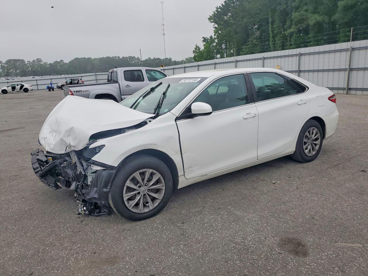 Salvage Toyota Camry Image