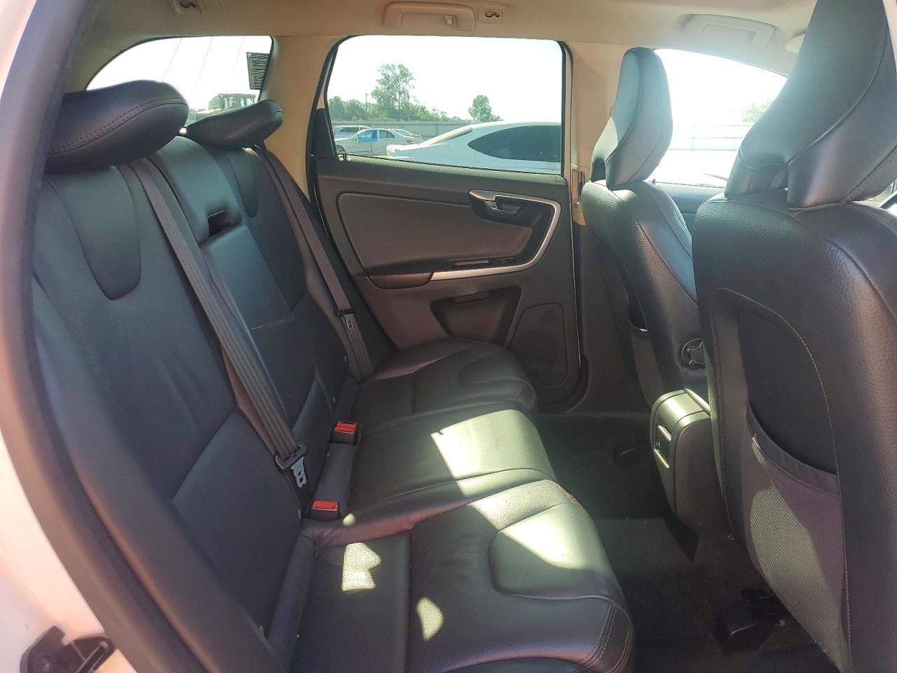 Volvo XC60 T6