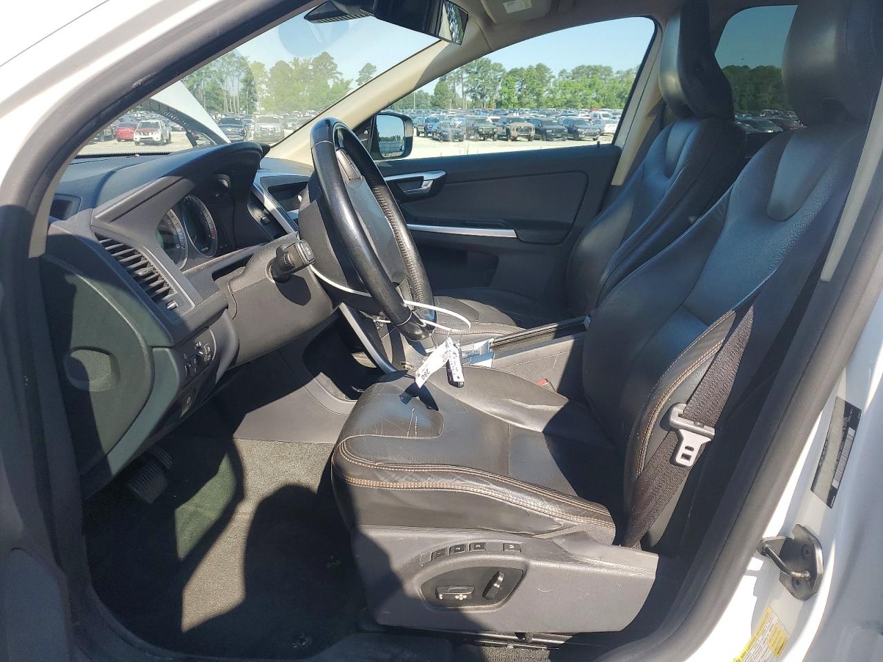Volvo XC60 T6