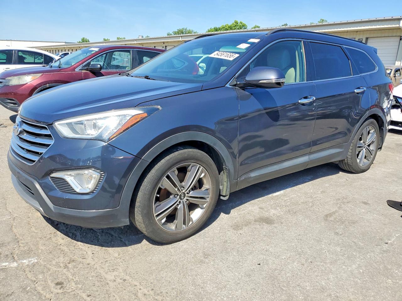 Salvage Hyundai SANTA FE Image