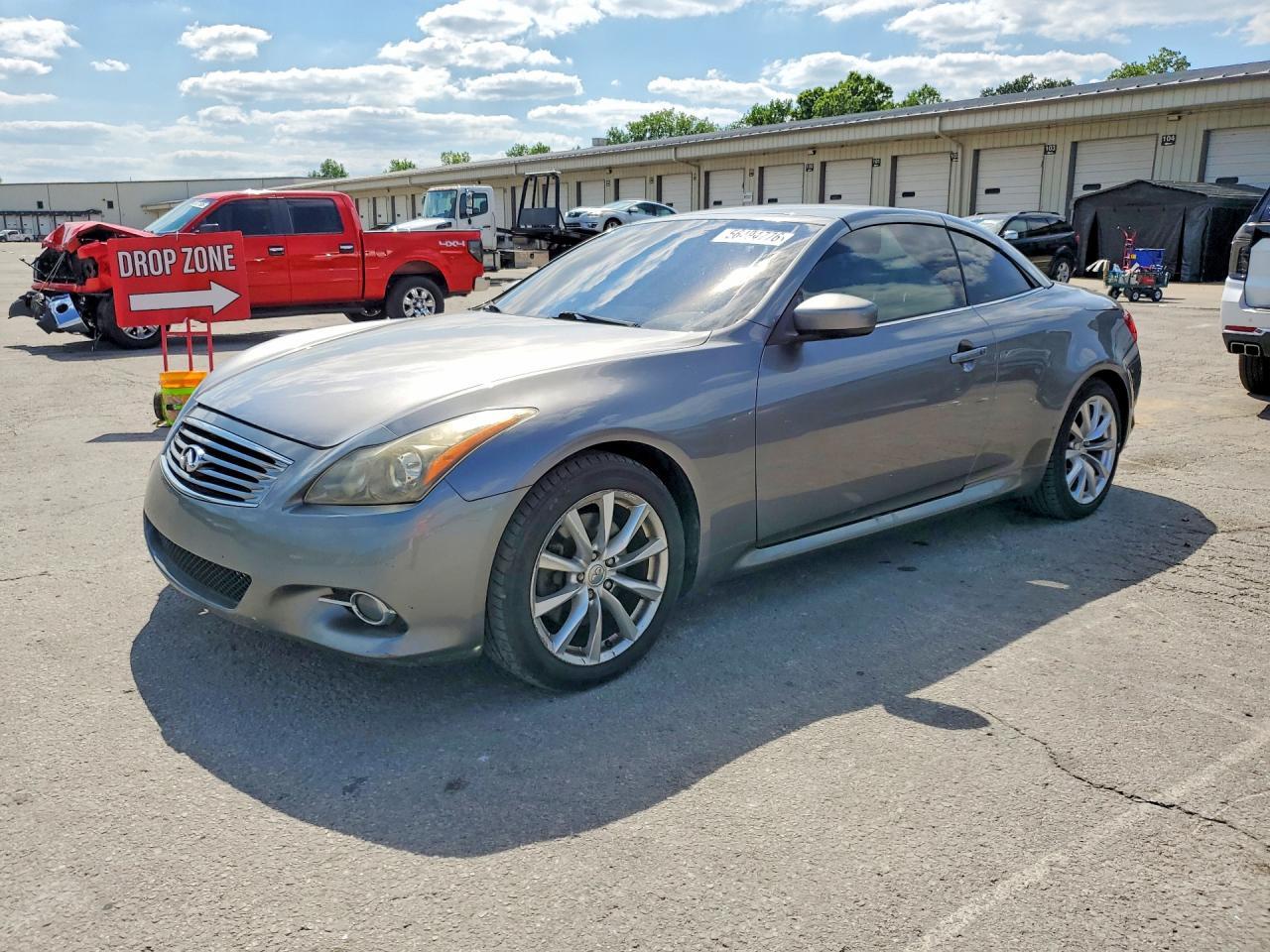 Salvage INFINITI G37 Image