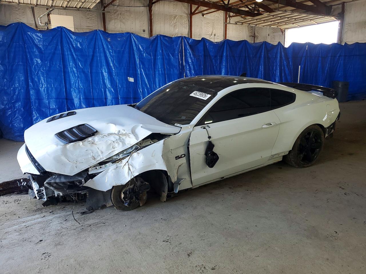 Salvage Ford Mustang Image