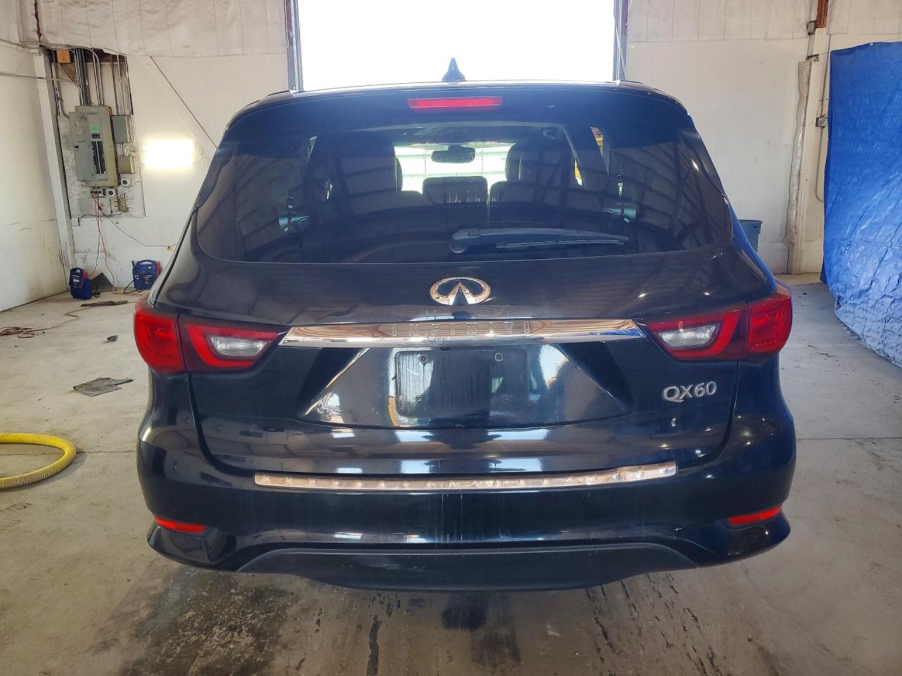 INFINITI Qx Pure