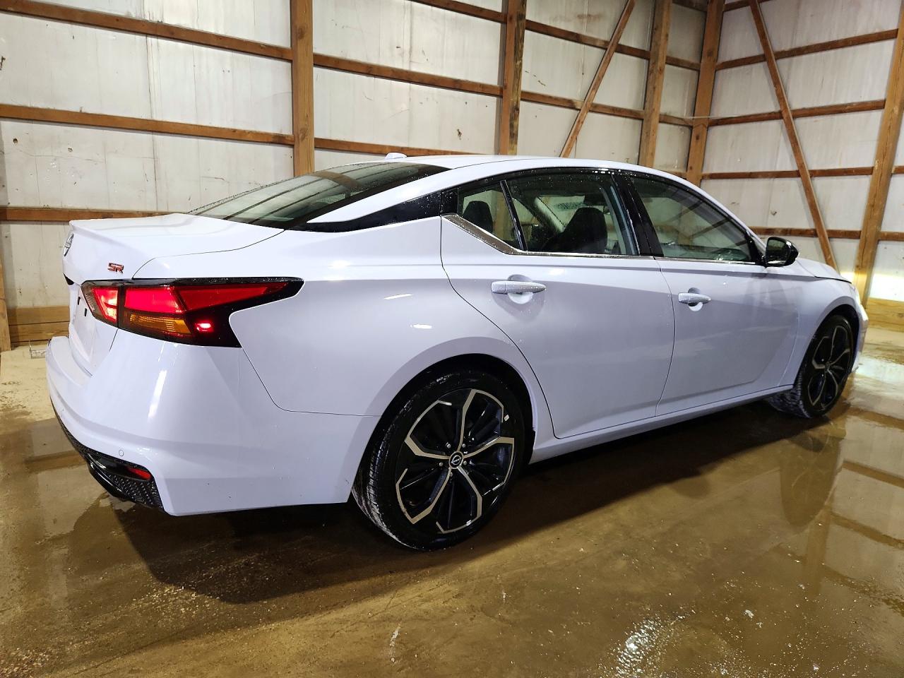 Nissan Altima Sr