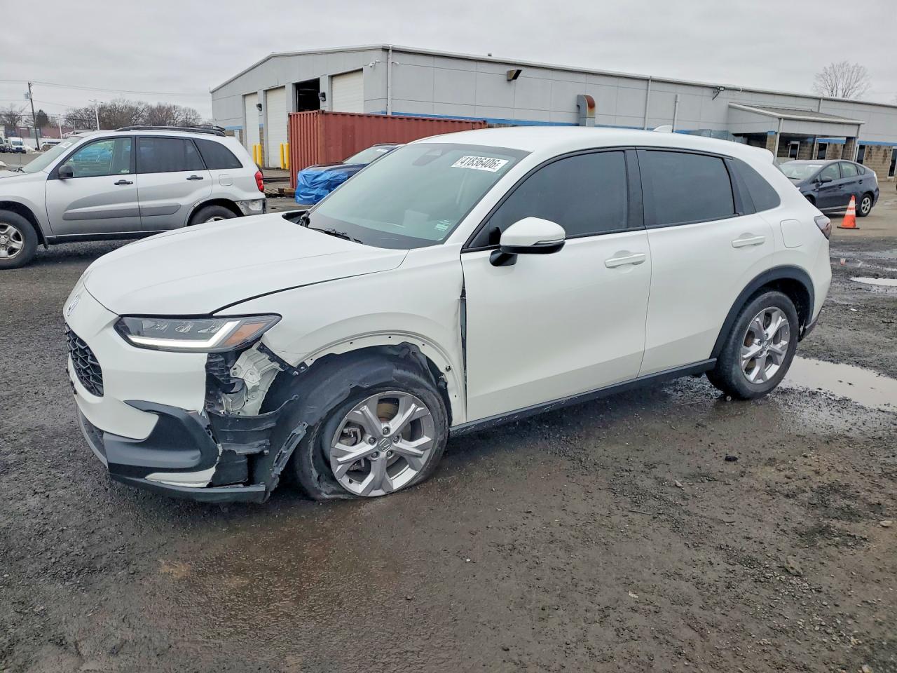 Salvage Honda HR-V Image