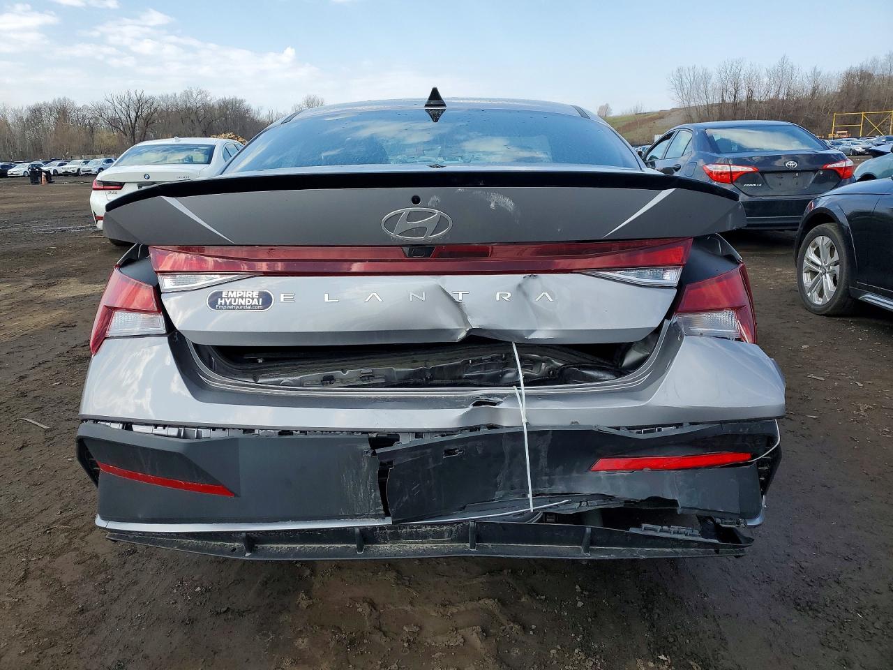 Hyundai ELANTRA Sel Sport