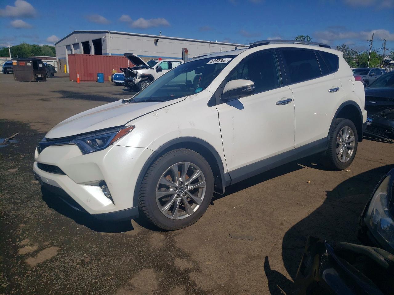 Salvage Toyota RAV4 Image