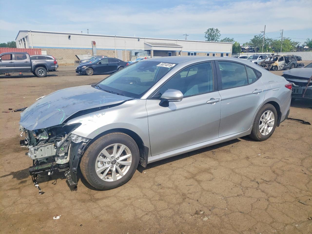 Salvage Toyota Camry Image