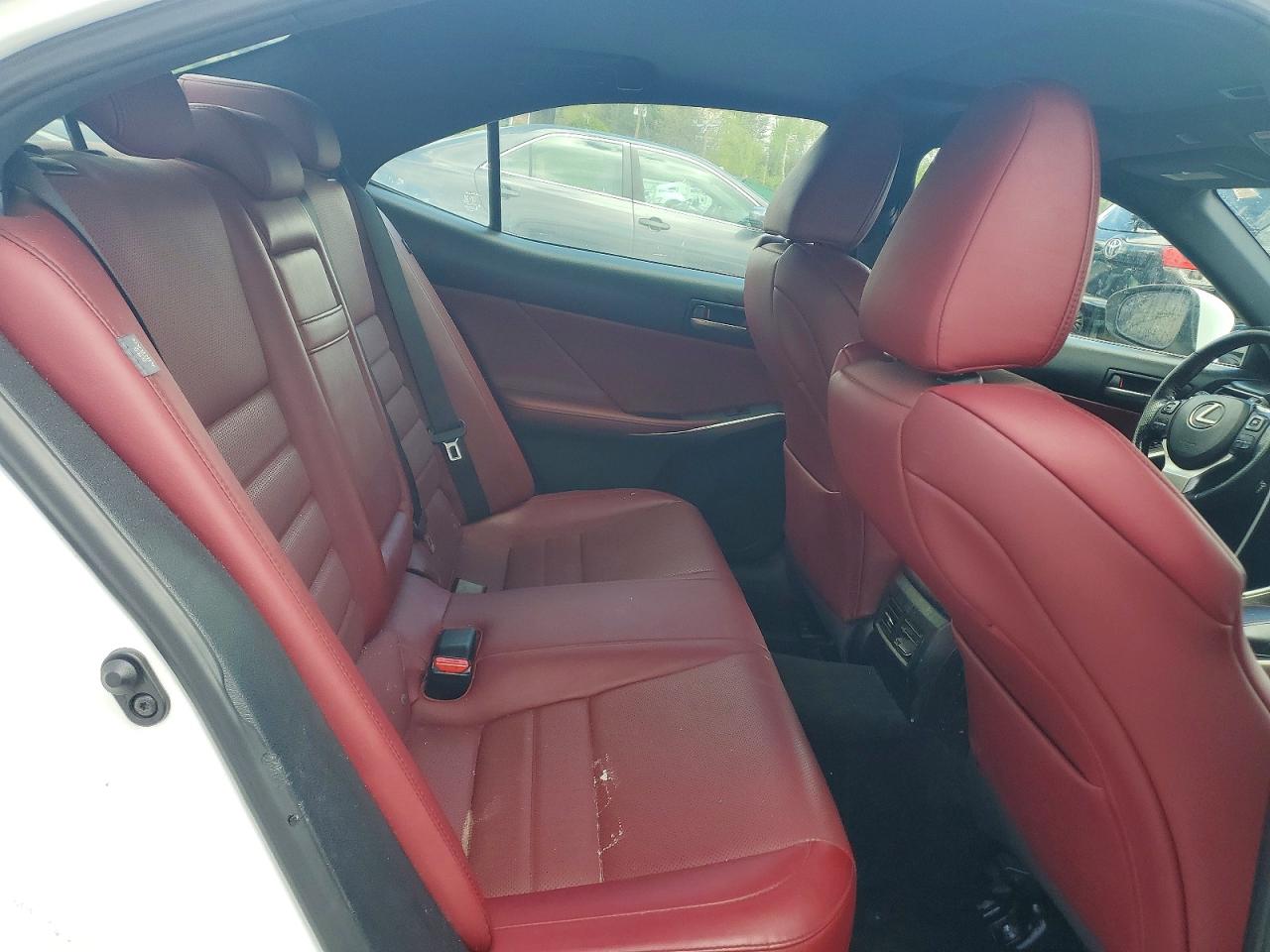 Lexus Is Base