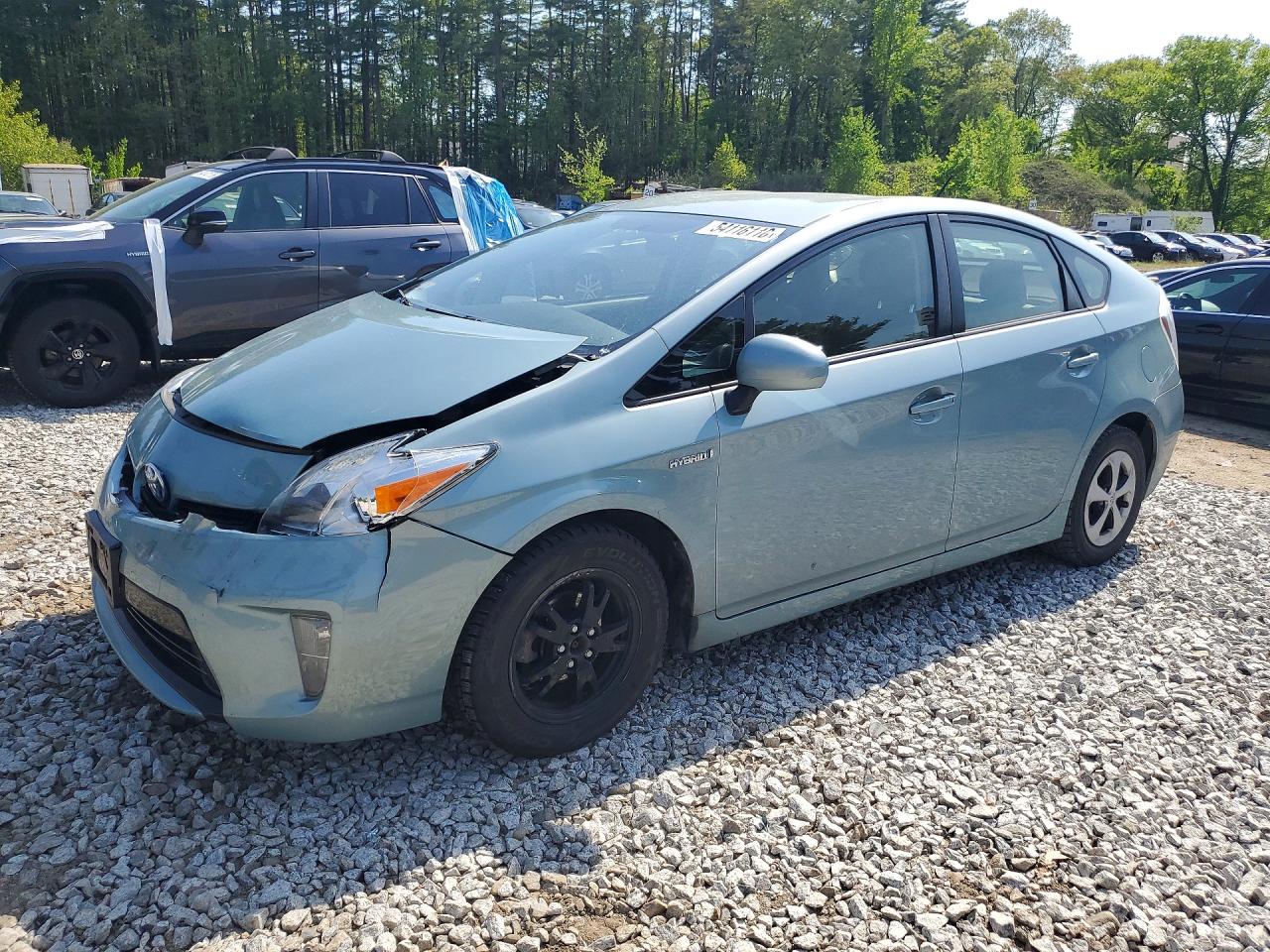 Salvage Toyota Prius Image