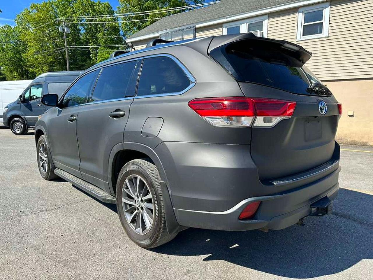 Toyota Highlander Xle