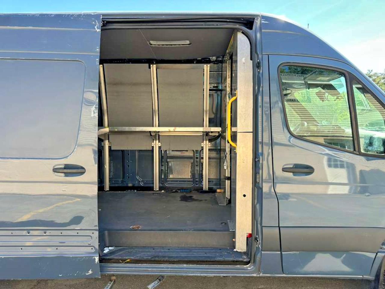 Mercedes-Benz Sprinter 2500