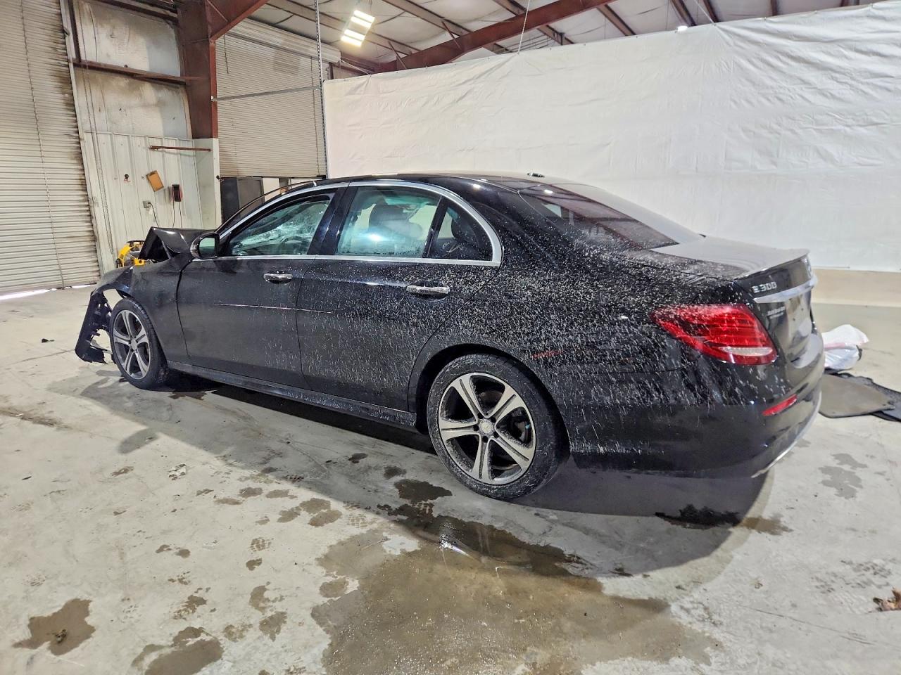 Mercedes-Benz E-Class 300 4matic