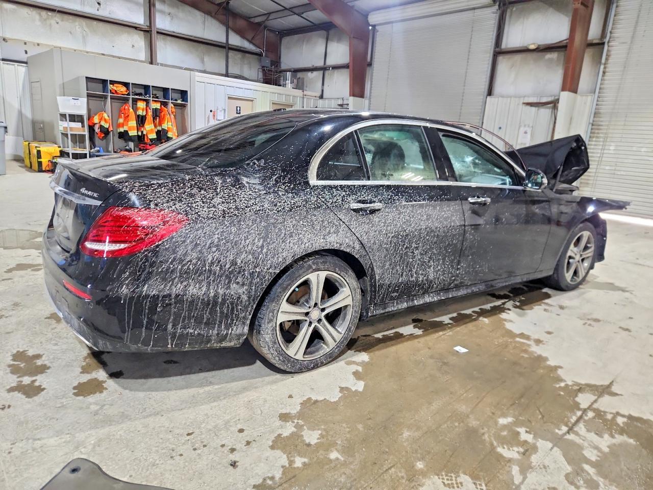 Mercedes-Benz E-Class 300 4matic