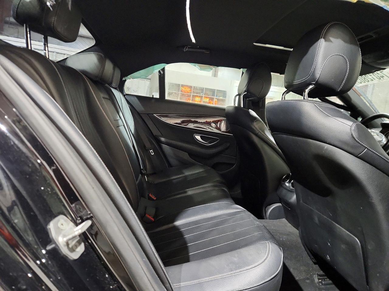 Mercedes-Benz E-Class 300 4matic
