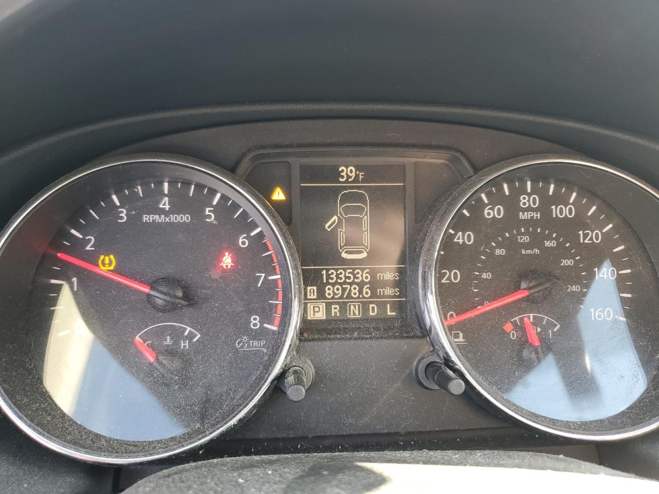 Nissan Rogue S