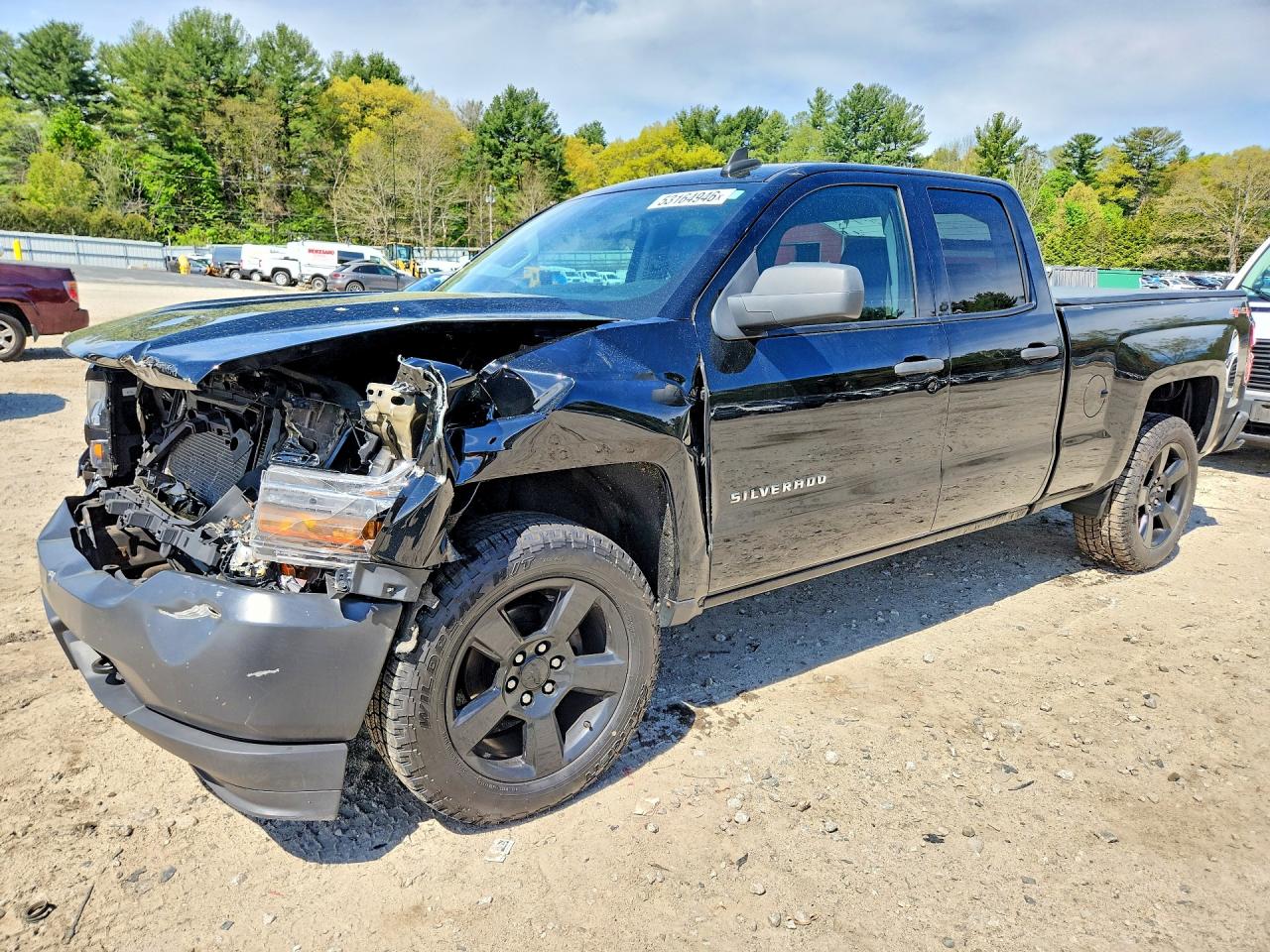Salvage Chevrolet Silverado Image