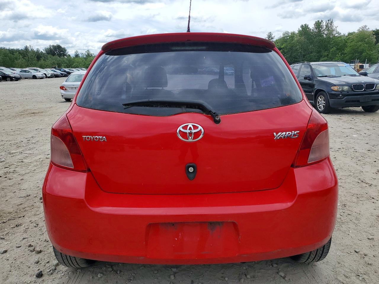 Toyota Yaris Base