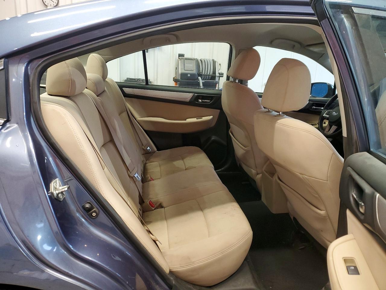 Subaru Legacy 2.5i Premium