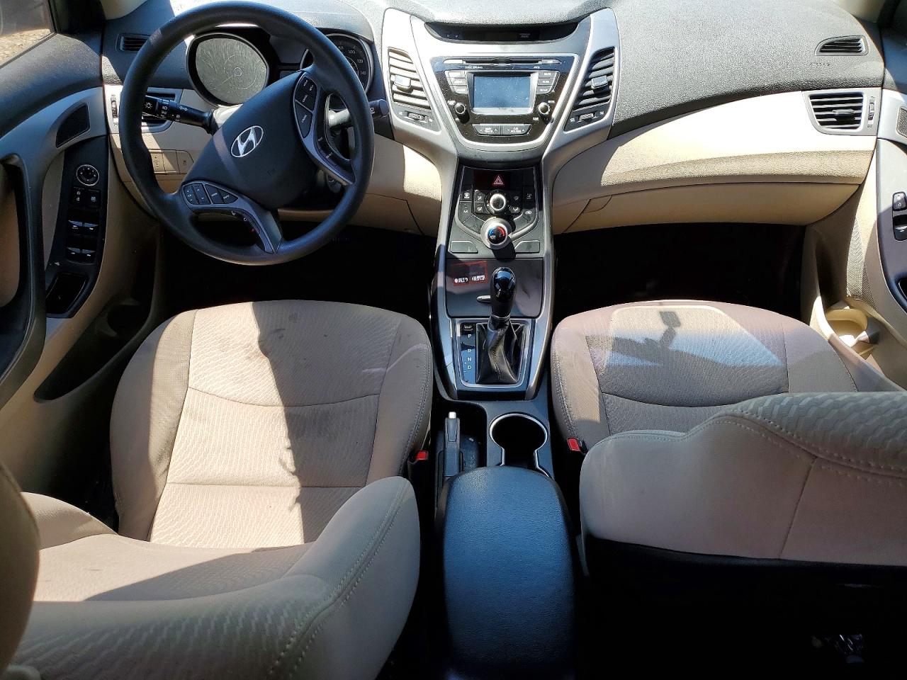 Hyundai ELANTRA Se