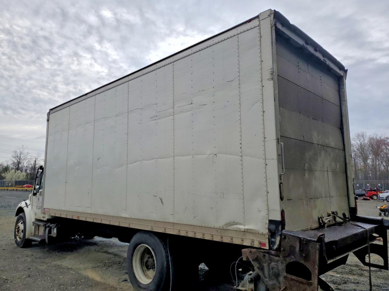 Freigliner M2 106 Medium Duty