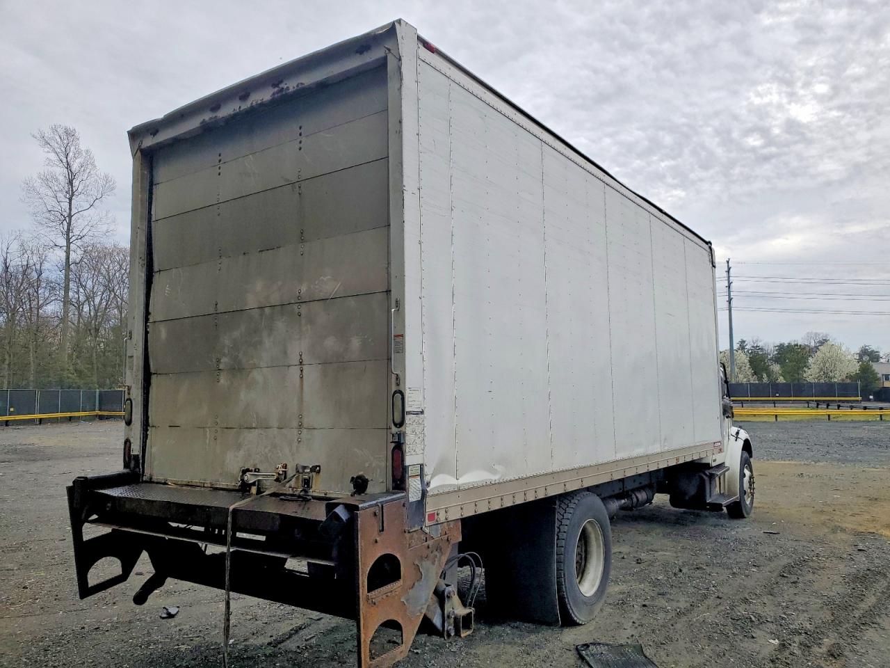 Freigliner M2 106 Medium Duty